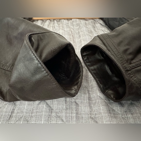 Men’s Calvin Klein Faux Leather Jacket - Picture 13 of 13